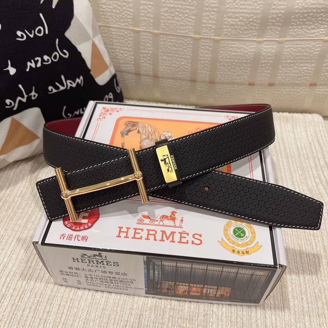 品名：爱马仕.Hermès 原单 材质：原单牛皮腰带 百分百头层牛皮腰带保证真皮，24K纯钢扣，专柜原单品质、做工精细，时尚大牌，送人自用首选 包装： 请认准如