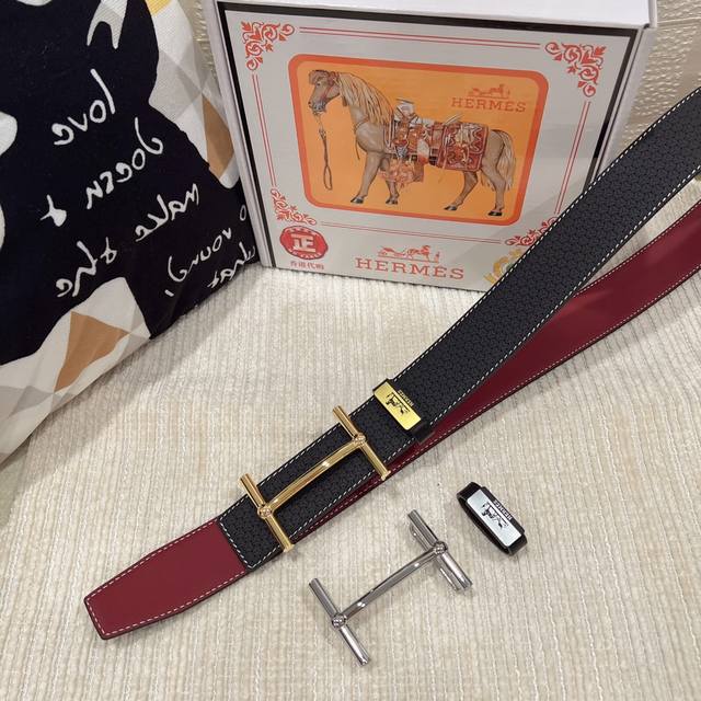 品名：爱马仕.Hermès 原单 材质：原单牛皮腰带 百分百头层牛皮腰带保证真皮，24K纯钢扣，专柜原单品质、做工精细，时尚大牌，送人自用首选 包装： 请认准如