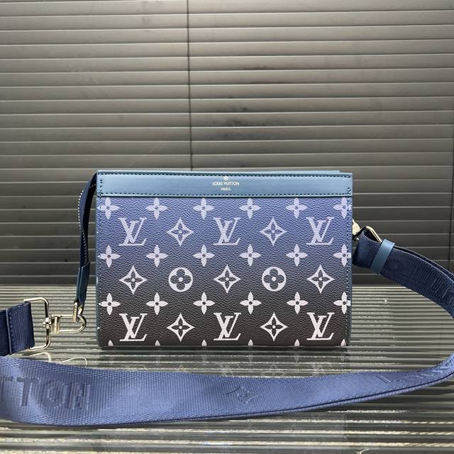 Louisvuitton 路易威登 Gaston Ww 男女单肩斜挎包 采用精湛镶嵌细工，经典百搭 实物拍摄 原厂原版面料 配送防尘袋 22 X 14 Cm