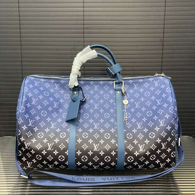 Louisvuitton 路易威登 Keepall旅行袋 手提包袋 机场包 采用精湛镶嵌细工，实物拍摄 原厂原版面料 配送 防尘袋 50 X 29Cm。