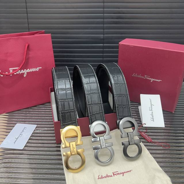 Ferragamo 菲拉格慕 钢扣牛皮腰带 男士经典款皮带 多色可选 时装搭配必备款 优质扣头 采用原厂牛皮带身 高品质全套包装 礼盒 礼袋 小票