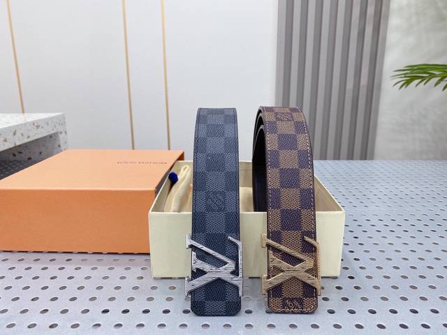 Louis Vuitton 路易威登 秘秘路易威登 Dfs免税店级别水货最新 爆款。辨识度 对版率高达98.6%附带原版包装