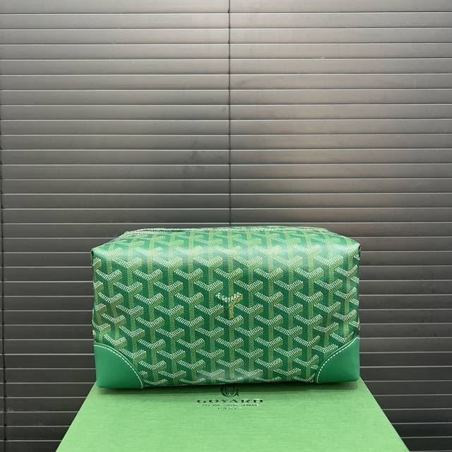 Goyard 戈雅 Bowling 25Y字老花满印拉链开合 帆布拼皮 手拿包化妆包 洗漱包男女同款情侣款 原厂面料 激光雕刻五金 高货品质 配送防尘袋 礼盒