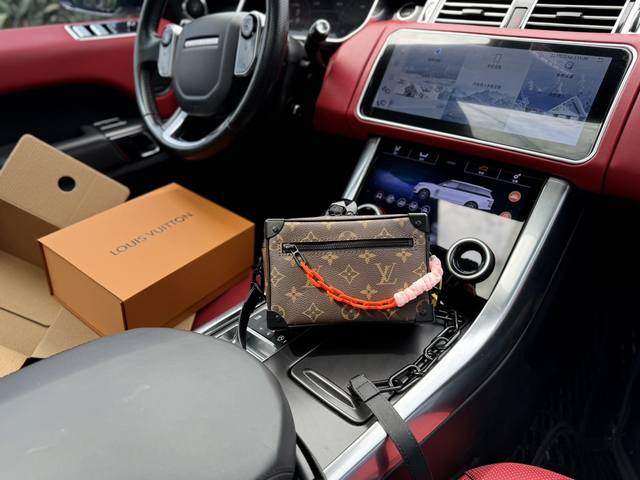 升级版高端货 “Louis Vuitton 路易威登”Lv单肩包 M44480 路易威登箱子包 Louis Vuitton Soft Trunk 经典老花链条百