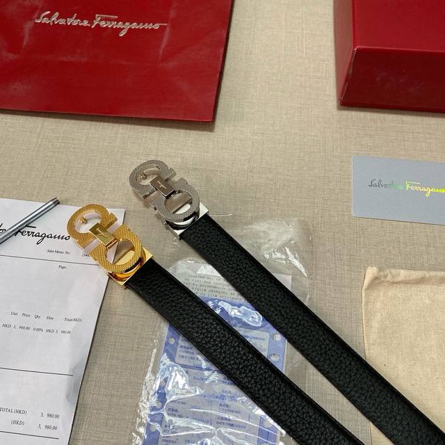 品牌：菲拉格幕ferragamo 钢扣 等级：原单私货.进口头层牛皮咖底，专柜售、堪比正品！油边精致 电脑车线 手感柔软.实物拍摄无修饰 上身效果超好、长度可裁