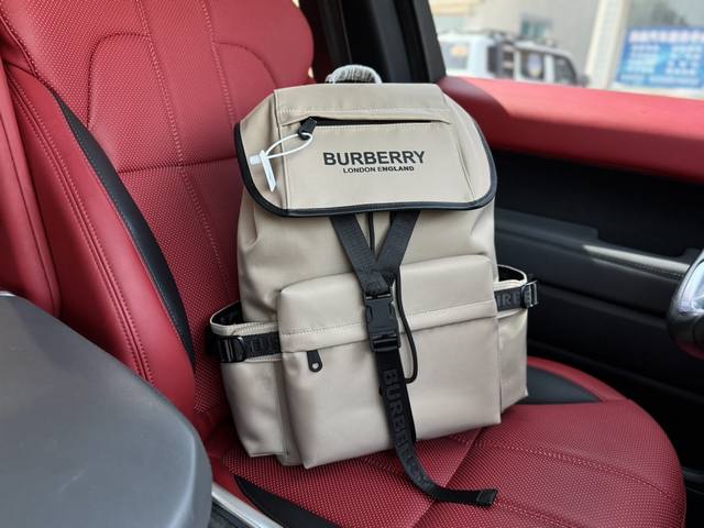 高端货 新款 “巴宝莉 Burberry”双肩包 Burberry博柏利 大容量tb专属标识提花满印 皮革 书包背包双肩包 常规 男款 选用尼龙格纹布艺材质打造