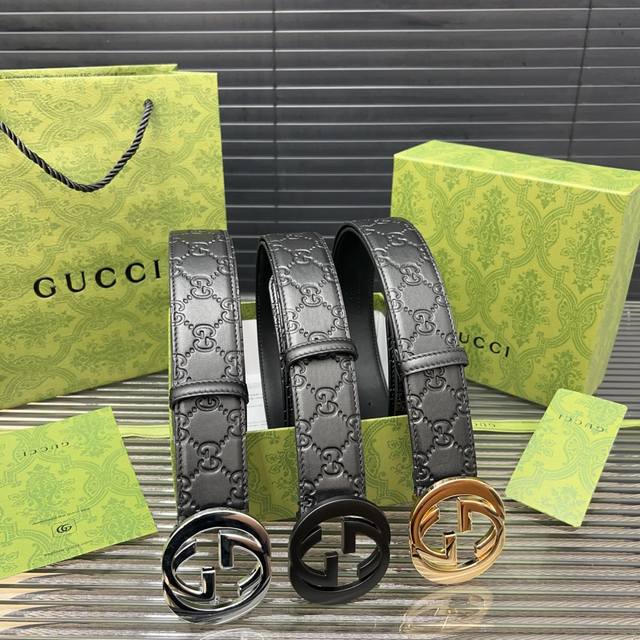 Gucci 古奇 牛皮腰带 男士经典款皮带 时装搭配必备款 优质合金扣头 采用原厂牛皮带身 机械打孔 高品质全套包装 礼盒 礼袋 小票