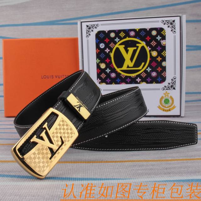 腰带皮带：Lv 路易威登原单牛皮皮带 男款皮带：材质百分百头层牛皮腰带保证真皮皮带，专柜原单品质、做工精细，时尚大牌，送人自用首选包装： 请认准如图专柜包装赠送