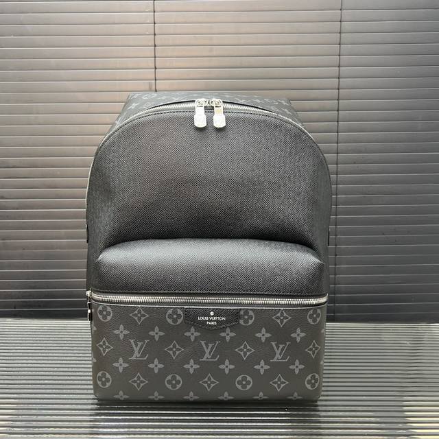 Louisvuitton 路易威登 Discovery 印花双肩包 大容量背包 男女通用 采用精湛镶嵌细工，经典百搭 实物拍摄 原厂原版面料 配送防尘袋 40 - 点击图像关闭