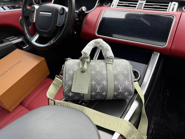 升级版高端货 新款 “ Louis Vuitton”Lv单肩包 路易威登斜挎包 M11645 Louis Vuitton Keepall Bandoulière