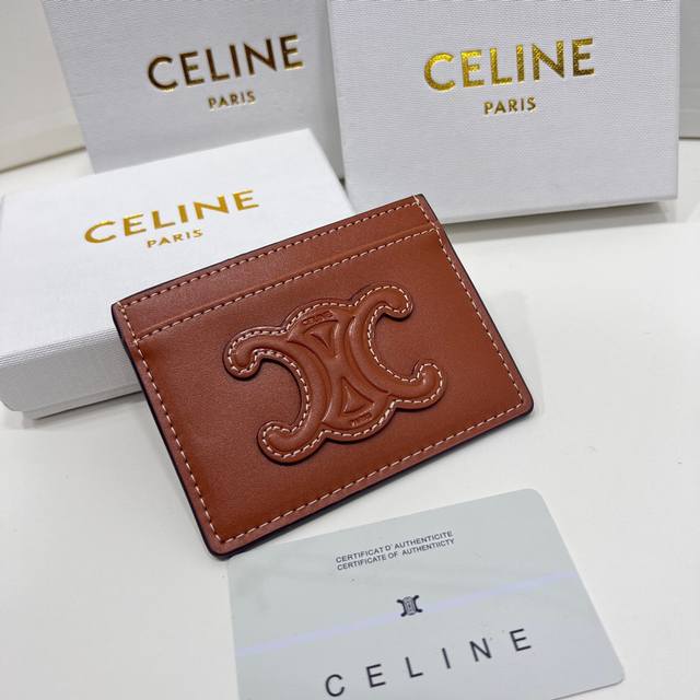 Celine 1230颜色 黑 棕尺寸：10*7.5 Celine 专柜同步最新款出货！采用里外头层小牛皮 ，做工精致，超多卡位，超薄款设计，携带方便！