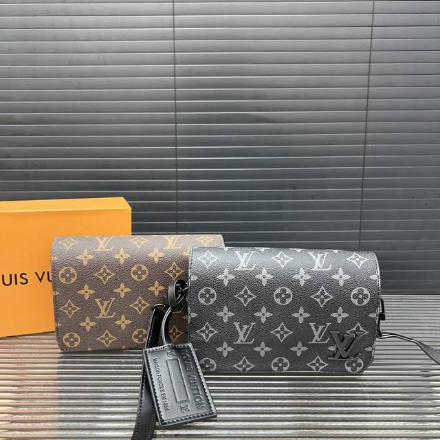 Louisvuitton 路易威登 District 翻盖邮差包男士斜挎包 采用精湛镶嵌细工，实物拍摄 原厂原版面料 配送防尘袋 18 X 13 Cm。