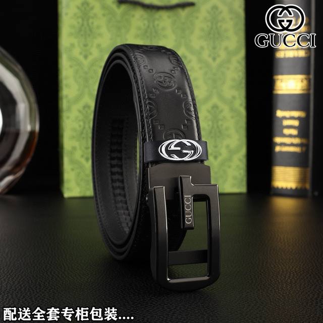 高端品质，实物拍摄..... 批 配全套专柜礼盒 品牌：Gucci 原单品 扣头材质：双色纯钢扣 带身材质正面：正版宽度35Mm双面头层牛皮钢质真空纳米电镀专柜