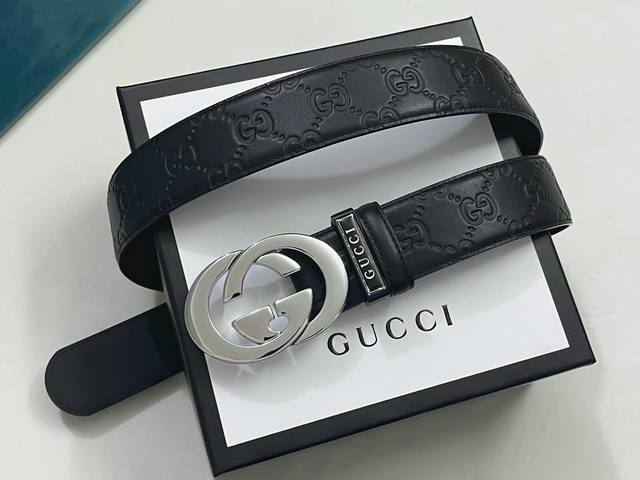 Gucci.古驰 全套包装 3.8Cm进口小牛皮压花, 专柜正品1:1完美复刻. 原版底皮, 采用热压印技术的gucci Signature皮革精制而成，触感厚