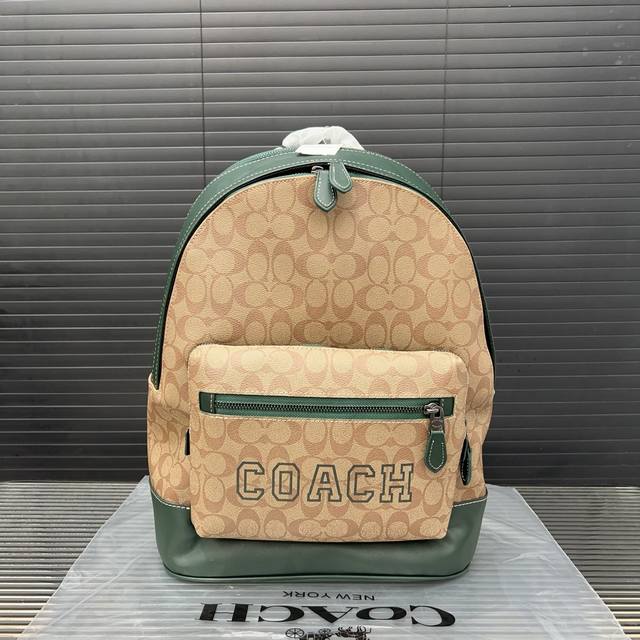 Coach 蔻驰 Graham双肩包 男女通用大容量背包 经典logo搭配原厂工艺材质 休闲百搭 采用精湛镶嵌细工，实物拍摄 原厂原版面料 配送防尘袋 32 X