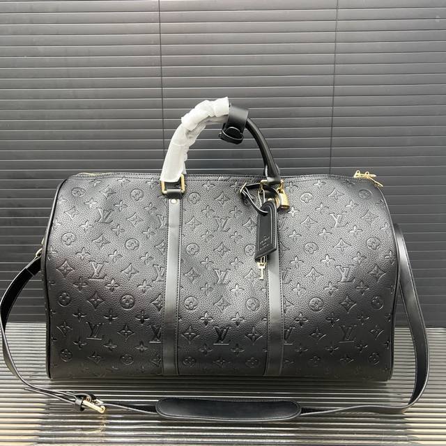 Louisvuitton 路易威登 Keepall旅行袋 手提包袋 机场包 采用精湛镶嵌细工，实物拍摄 原厂原版面料 配送 防尘袋 50 X 28 Cm。