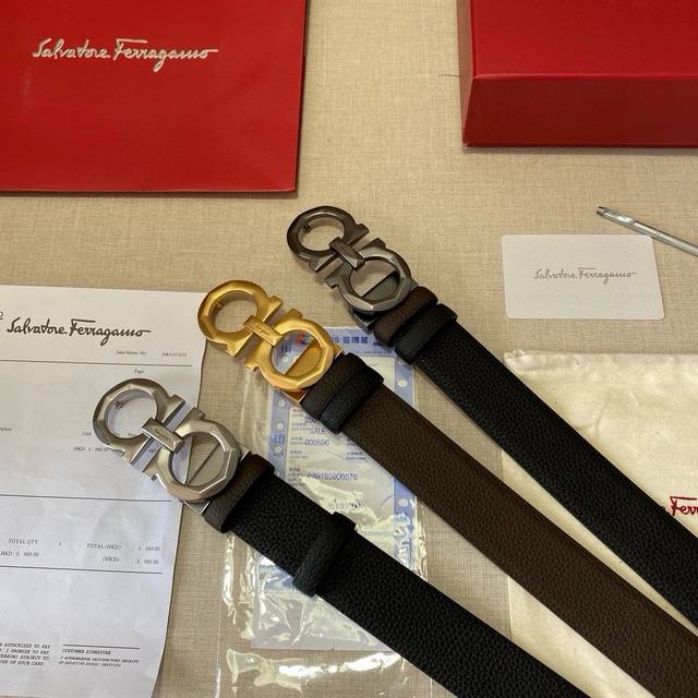 品牌：菲拉格幕ferragamo 钢扣 等级：原单私货.进口头层牛皮，专柜售、堪比正品！油边精致 电脑车线 手感柔软.实物拍摄无修饰 上身效果超好、长度可裁剪.