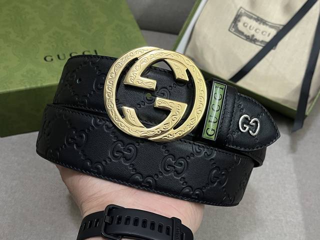 Gucci.古驰 全套包装 3.8Cm进口小牛皮压花, 专柜正品1:1完美复刻. 原版牛皮底, 采用热压印技术的gucci Signature皮革精制而成，触感