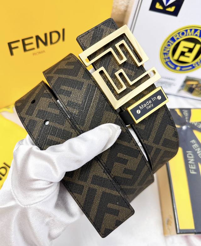 皮带：Fendi.芬迪..顶级原单复刻. 腰带：百分百头层牛皮，保证真皮。双层ff镂空雕刻工艺设计24K纯钢扣材质，永不掉色进口小牛皮正反双面使用商场专柜同等质