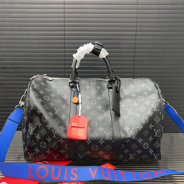 Louisvuitton 路易威登 Keepall 印花旅行袋 手提包袋 机场包 采用精湛镶嵌细工 实物拍摄 原厂原版面料 45 X 26 Cm。