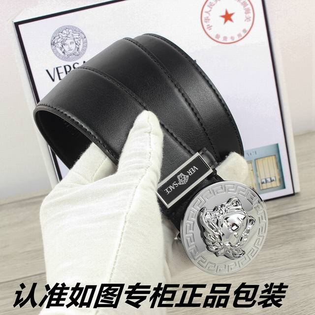 品牌：Versace.范思哲原单 型号：原单！请认准如图专柜包装 等级：意大利进口百分百头层牛皮，范思哲.Versace，世界著名奢侈品品牌，美人头经典之作，进