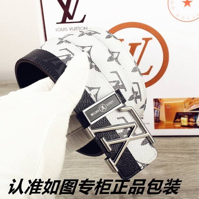 皮带：Lv..路易..威登顶级复刻- 腰带：原单品质百分百进口原厂头层牛皮，保证真皮。镜面浮雕工艺.真空电镀.永不掉色.24K纯钢扣藤原浩同款-七彩老花.黑白间