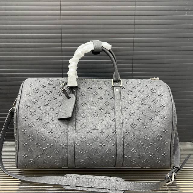 Louisvuitton 路易威登 Keepall50 浮雕牛仔布旅行袋 手提包袋 机场包 采用精湛镶嵌细工，实物拍摄 原厂原版面料 配送防尘布袋 50 X 2