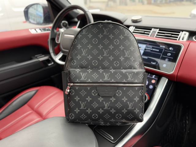 升级版 高端货 新款 “ Louis Vuitton ”Lv双肩包 路易威登双肩包 M46684 Louis Vuitton Discovery 通体老花满印拉