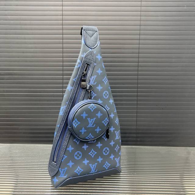 Louisvuitton 路易威登 二合一 Duo胸包 斜挎包 男女通用单肩包 采用精湛镶嵌细工，经典百搭 实物拍摄 原厂原版面料 配送防尘袋 20 X 40