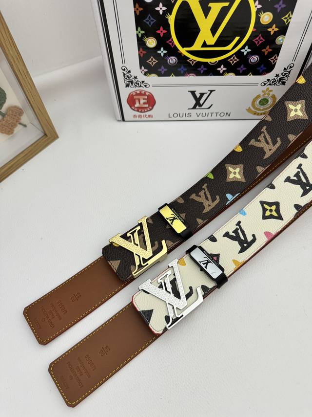 品名：Lv..路易..威登原单 材质：原单牛皮腰带 百分百头层牛皮腰带保证真皮，24K纯钢扣，专柜原单品质、做工精细，时尚大牌，送人自用首选 包装： 请认准如图