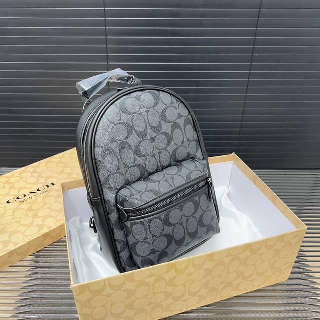 Coach 蔻驰 Charter印花胸包 单肩背包 男士斜挎包 经典logo搭配原厂工艺材质 休闲百搭斜挎包 采用精湛镶嵌细工 实物拍摄 配送礼盒 防尘袋 30