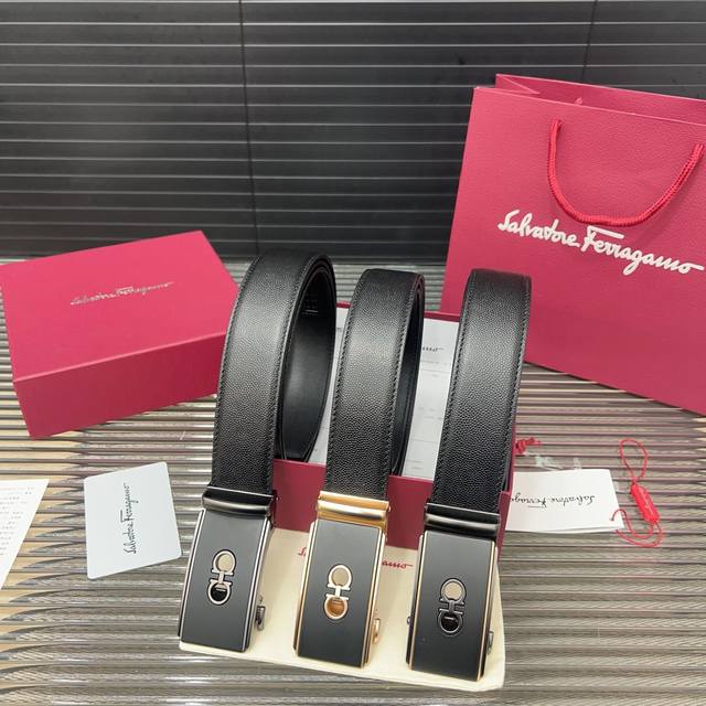 Ferragamo 菲拉格慕 自动扣牛皮腰带 男士经典款皮带 时装搭配必备款 优质合金扣头 采用原厂牛皮带身 高品质全套包装 礼盒 礼袋 小票