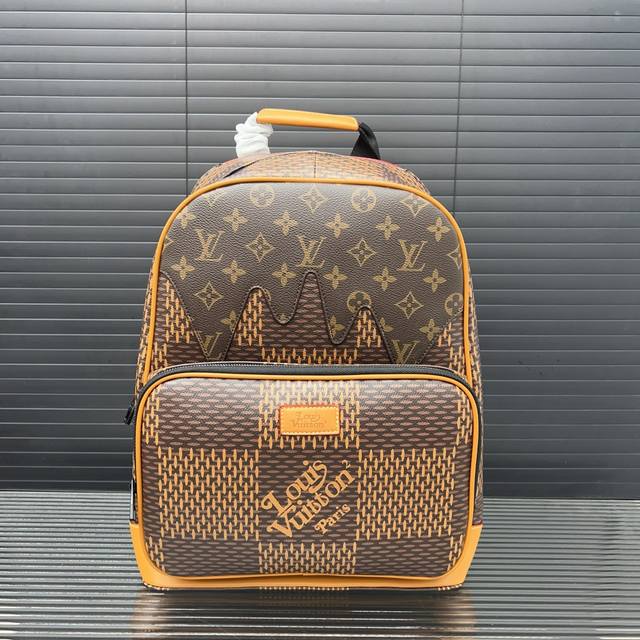 Louisvuitton 路易威登 联名x Nigo Campus背包双肩包 男女同款 经典百搭 实物拍摄 原厂原版面料 配送防尘袋 30 X 39 Cm。