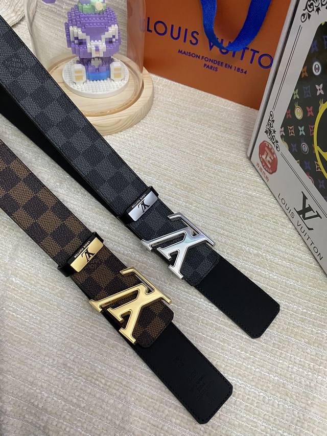 品名：Lv..路易..威登原单 材质：原单牛皮腰带 百分百头层牛皮腰带保证真皮，24K纯钢扣，专柜原单品质、做工精细，时尚大牌，送人自用首选 包装： 请认准如图