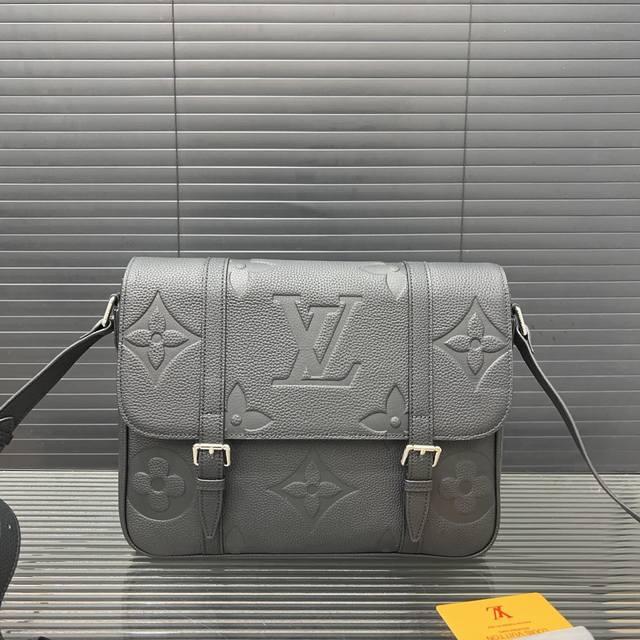 Louisvuitton 路易威登 牛皮翻盖邮差包 男士休闲单肩斜挎包 超大容量 电镀激光雕刻五金 高品质 附带 防尘袋 规格 24 X 30Cm