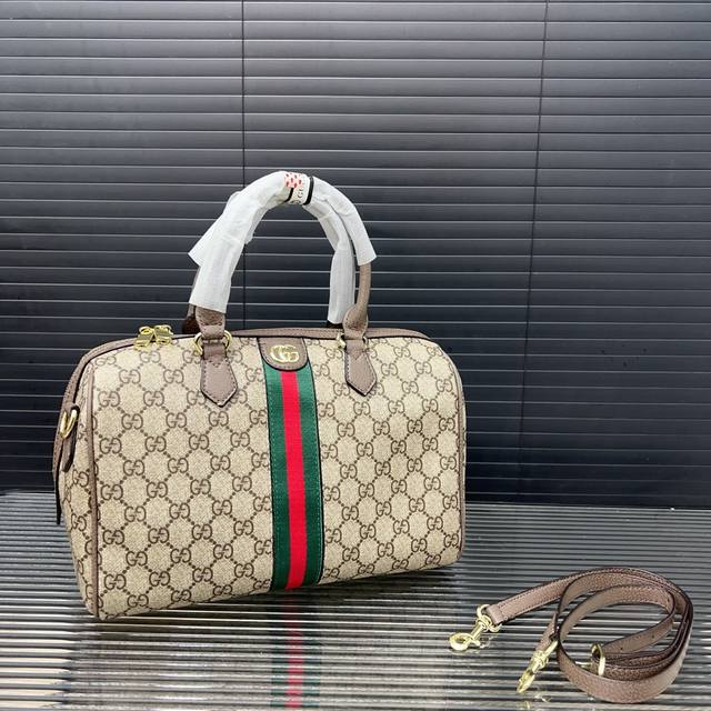 Gucci 古奇 Ophidia Gg枕头包 男女通用休闲斜挎包 手提包 经典百搭 实物拍摄 原厂原版面料 配送防尘袋 30 X 20 Cm。