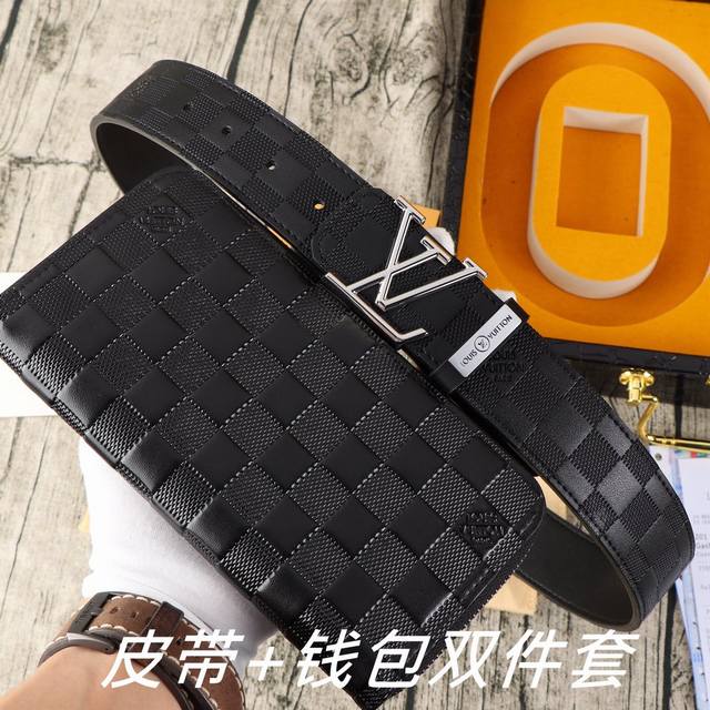 品牌：Lv.路易威登双件套 型号：木盒装，皮带+钱包，两件套 等级：意大利进口百分百头层牛皮，Lv.易路威登，世界著名奢侈品品牌，经典压格系列，进口头层牛皮，国