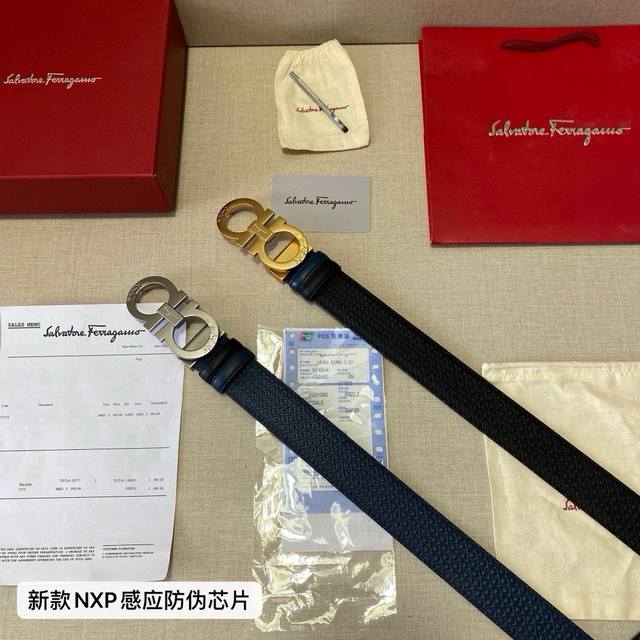 品牌：菲拉格慕ferragamo 芯片款 等级：原版品质.头层牛皮 专柜售经典爆款开模。油边精致 电脑车线 手感柔软.实物拍摄无修饰 上身效果超好、长度可裁剪.