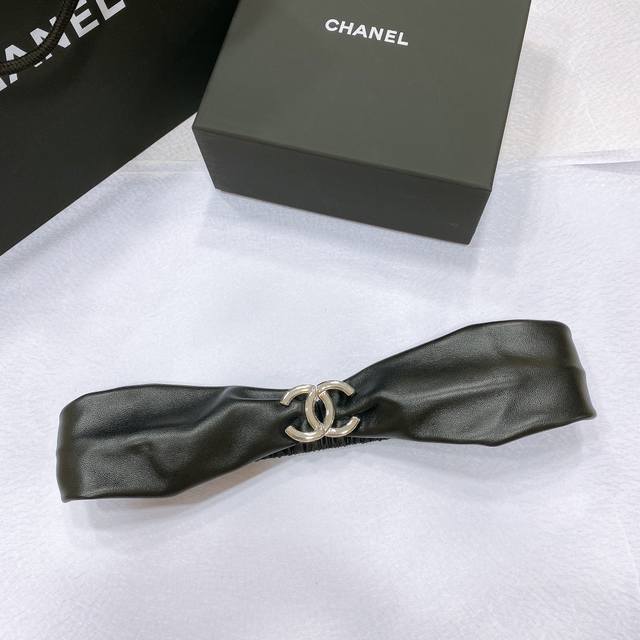 Chanel 光面cc黄铜搭扣. 羊皮弹力腰带 弹性极好 3.0Mm精品 手感柔软 码数含扣70、75、80、85、90