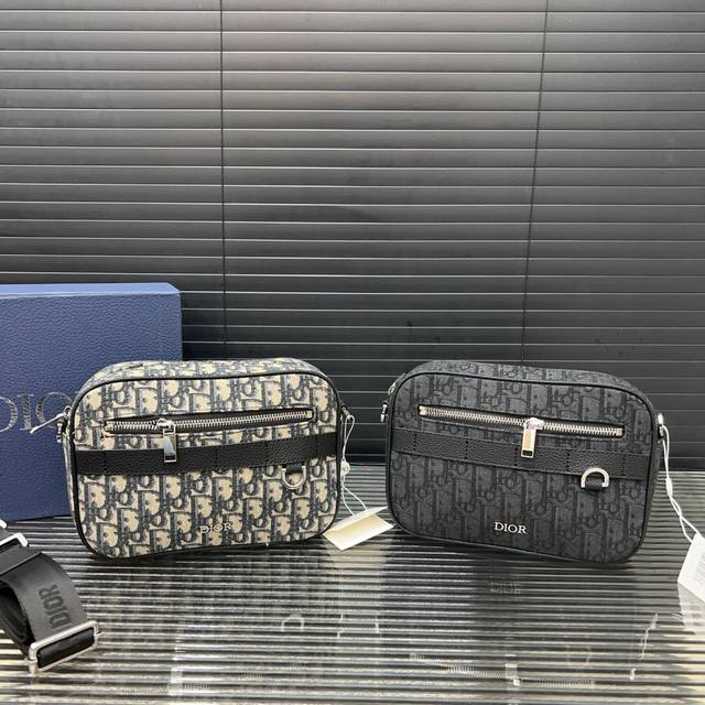 Dior 迪奥 Safari信使包 Cd刺绣针织相机包 男女通用斜挎包 单肩包 采用精湛镶嵌细工，经典百搭 实物拍摄 原厂原版面料 配送防尘袋 礼盒 22 X