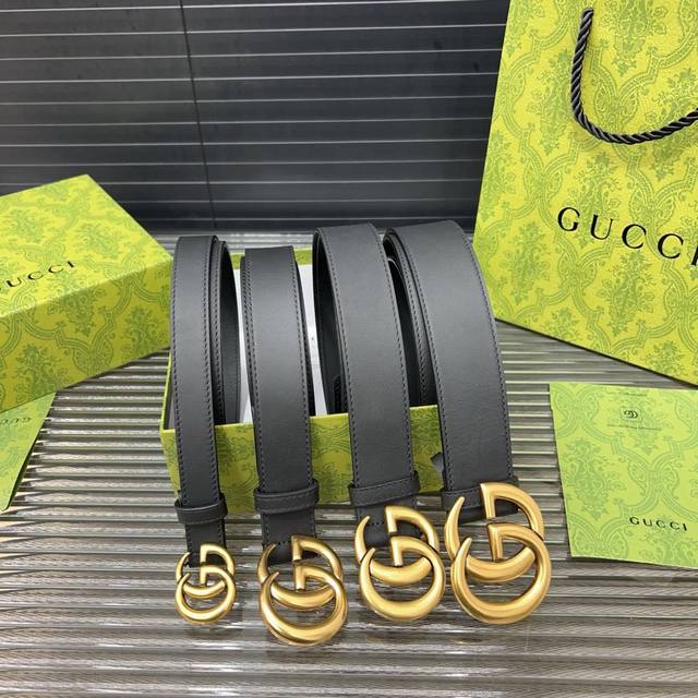 Gucci 古奇 钢扣牛皮腰带 男士经典款皮带 时装搭配必备款 优质合金扣头 采用原厂牛皮带身 机械打孔 高品质全套包装 礼盒 礼袋 小票