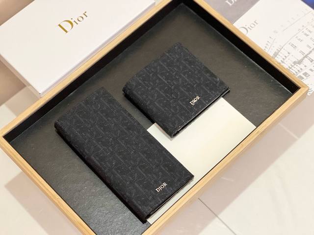 Dior 短022 长026颜色 黑色 11*10*1.5 17.5*8.5*1.5Dior专柜新款火爆登场！官网同步，精湛手工制作，实物拍摄，男女统用！