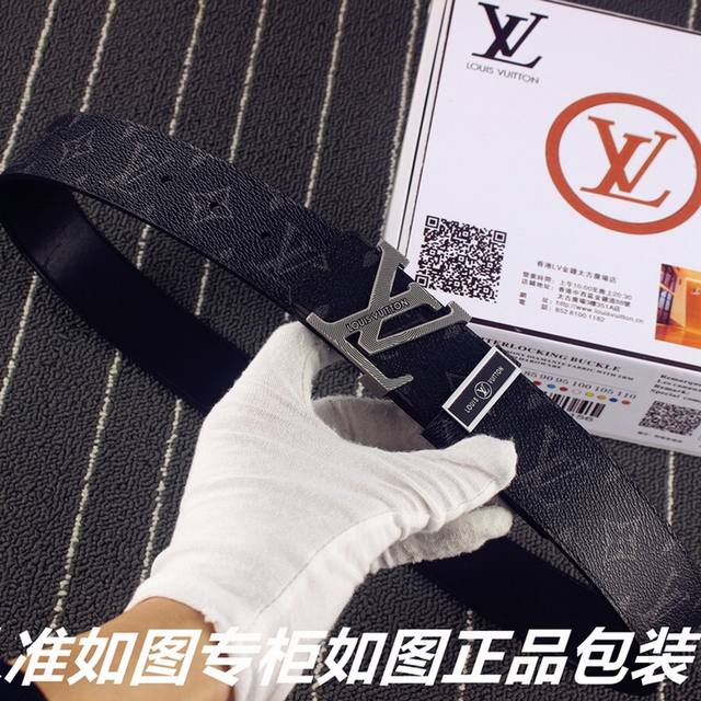 品名：Lv..路易..威登原单 型号：认准如图专柜包装，赠送打孔器 材料：百分百头层牛皮，黑格 咖啡格 老花 黑老花，保证真皮。专柜同等质量， 送人自用首选 包