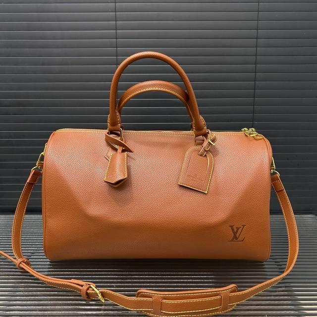 Louisvuitton 路易威登 Speedy40 牛仔布旅行袋 手提包袋 男女通用机场包 实物拍摄 原厂原版面料 40 x 23 cm。