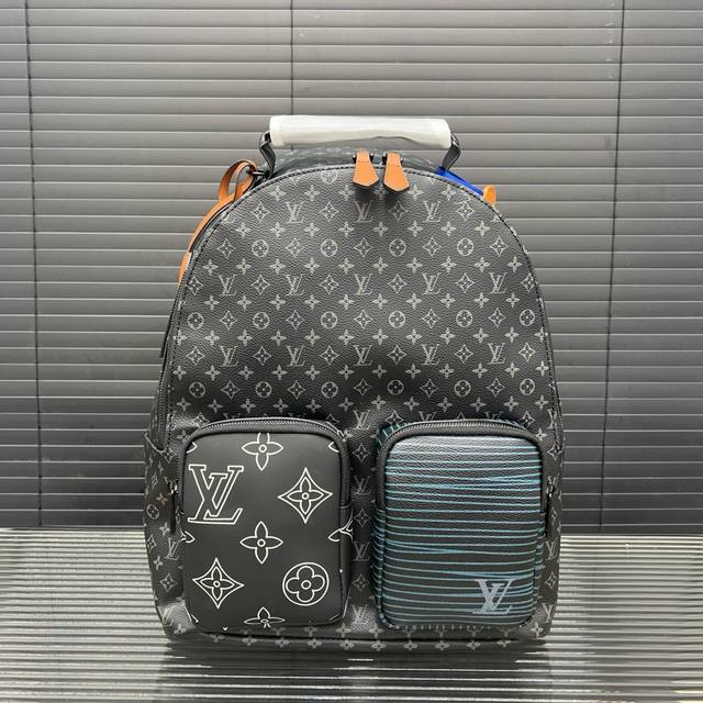 Louisvuitton 路易威登 MULTIPOCKET双肩包 拼色背包 男女通用 采用精湛镶嵌细工，经典百搭 实物拍摄 原厂原版面料 配送防尘袋 40 x