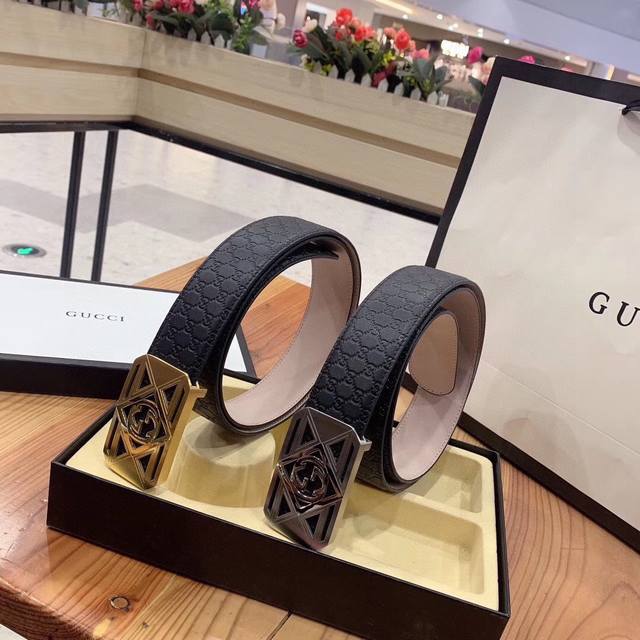 古奇 Gucci奢侈品 品牌 配沙底款 3.8cm专柜同款高档腰带 .带身采用古奇专柜最新元素大气有光泽度100%进口牛皮扣头采用纯钢材质结构持久耐用永不退色显