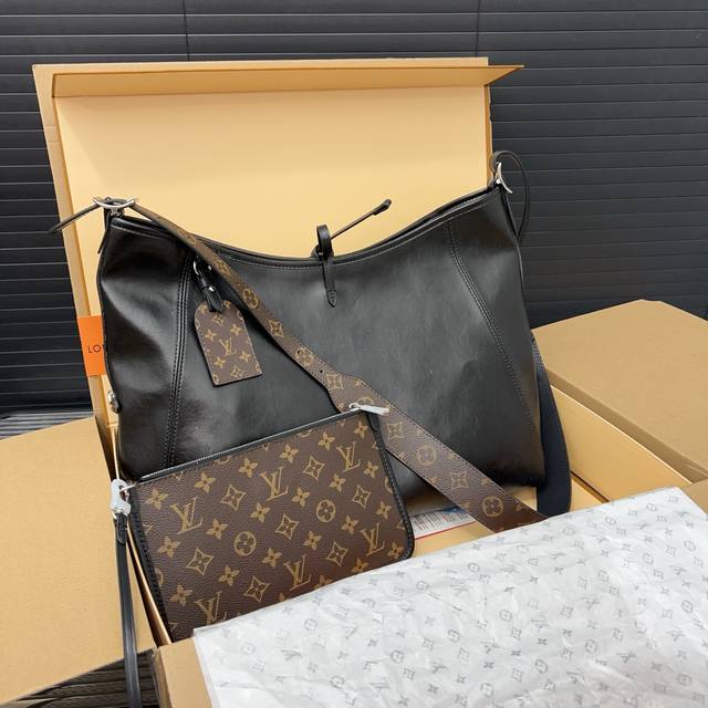 Louisvuitton 路易威登 Carryall Dark MM 黑武士机车包 单肩斜挎包 字母徽标可拆卸可调节肩带 男女通用 实物拍摄 配送飞机礼盒 39