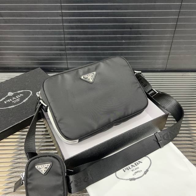 Prada X Adidas普拉达联名阿迪达斯Saffiano尼龙布二合一单肩包 斜挎包 相机包 经典百搭 实物拍摄 原厂原版面料 配送防尘袋 礼盒 17 X