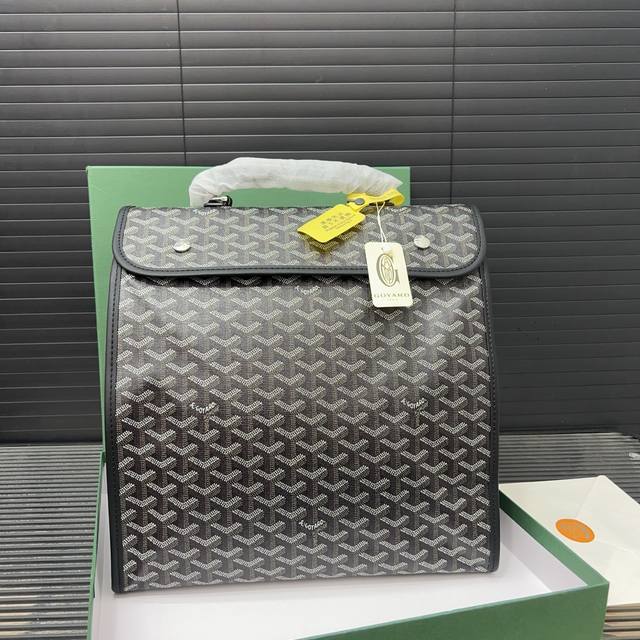 Goyard 戈雅 原版本 配送挂件 Saint Leger 翻盖抽绳双肩包 老花背包书包 登山包 原厂面料 激光雕刻五金 高货品质 配送防尘袋 礼盒 尺寸 3