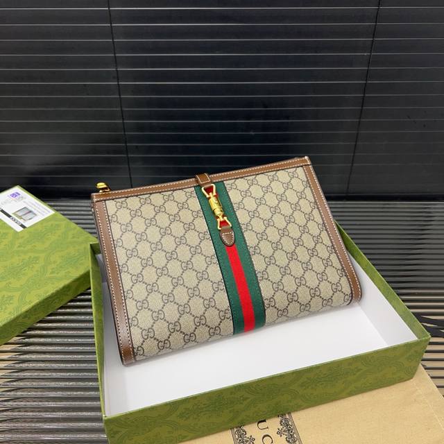 Gucci 古奇手拿包 卡包钱包多功能男包 采用精湛镶嵌细工，实物拍摄 原厂原版面料 配送防尘袋 礼盒 28 X 20 Cm。